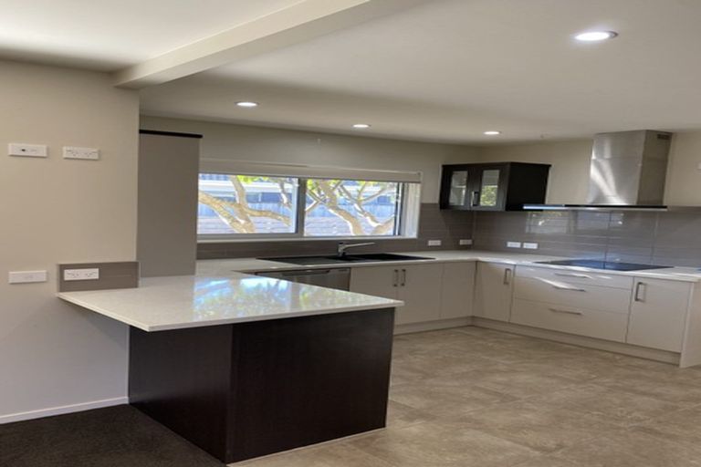 Photo of property in 1/23 Hattaway Avenue, Bucklands Beach, Auckland, 2012