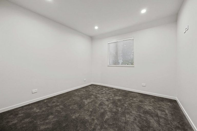 Photo of property in 3/24 Pickering Crescent, Chedworth, Hamilton, 3210