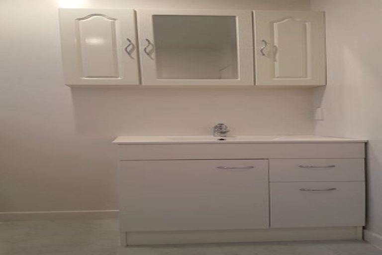 Photo of property in 57 Mortimer Terrace, Brooklyn, Wellington, 6021