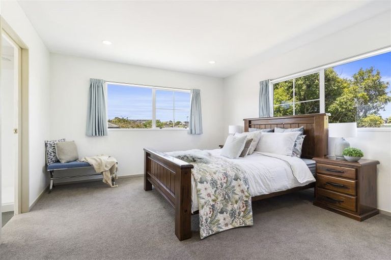 Photo of property in 1/71 Wellington Street, Howick, Auckland, 2014