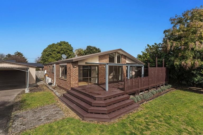 Photo of property in 7 Olive Grove, Edgecumbe, 3120