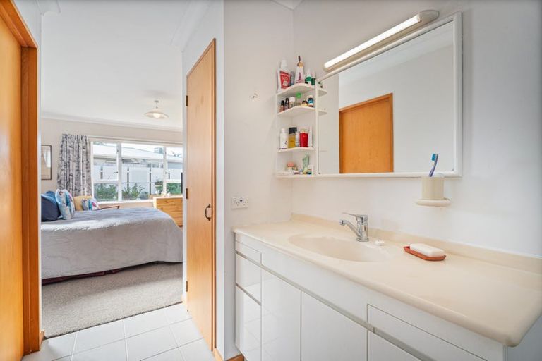 Photo of property in 127 Albert Street, Whitianga, 3510