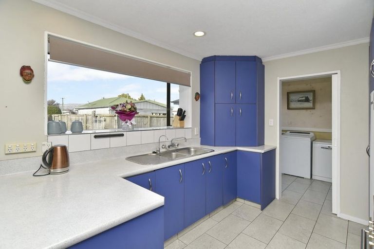 Photo of property in 23 Mackworth Street, Woolston, Christchurch, 8062
