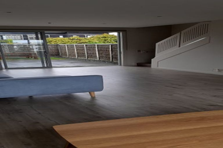 Photo of property in The Terraces, 34/9 Humber Street, Pandora, Napier, 4110