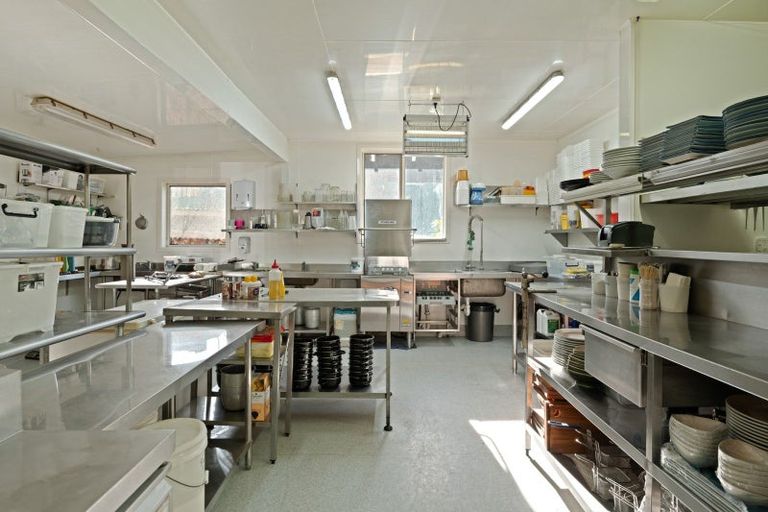 Photo of property in 73 Main Rd Havelock, Havelock, 7100