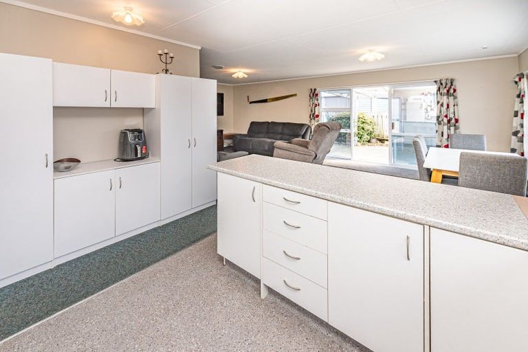 Photo of property in 25 Nukumaru Parade, Waiinu Beach, Whanganui, 4588