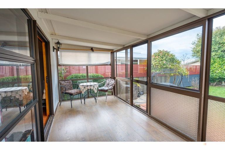Photo of property in 19 Oxford Street, West End, Timaru, 7910