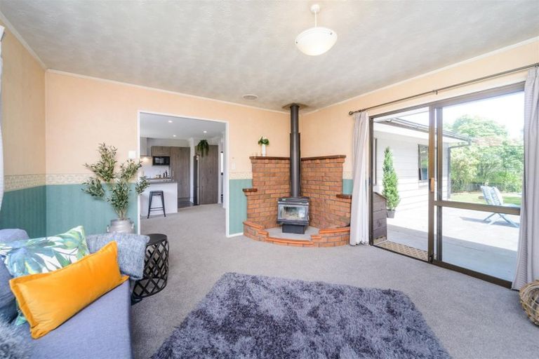 Photo of property in 62 Bridge Street, Bulls, 4818