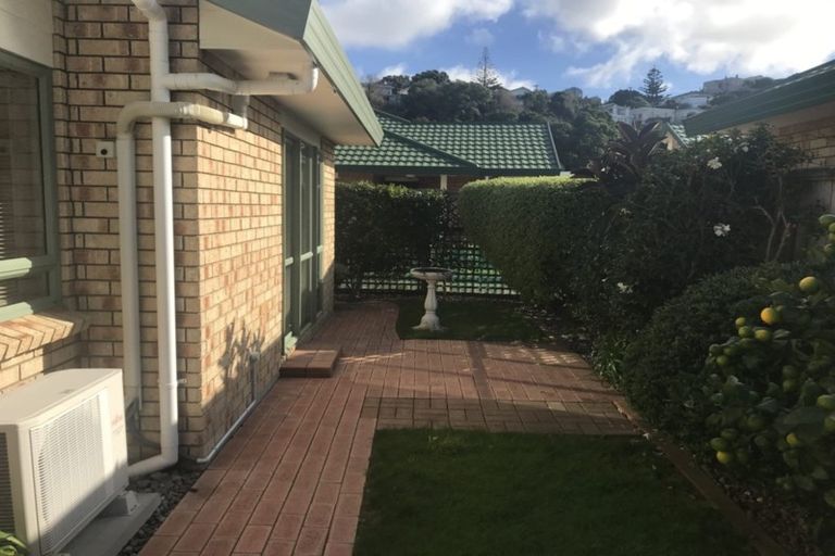 Photo of property in Miramar Villas, 26/6 Brussels Street, Miramar, Wellington, 6022