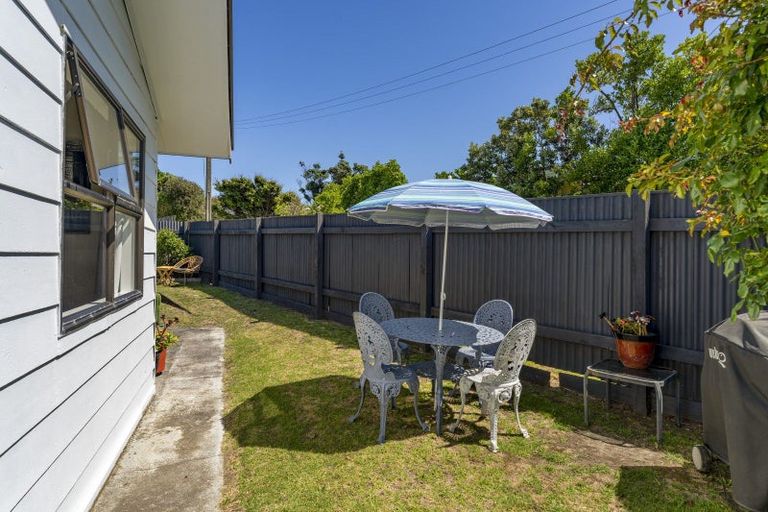 Photo of property in 33 Babbacombe Avenue, Otaki Beach, Otaki, 5512