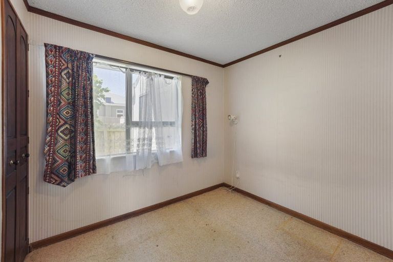 Photo of property in 201 Queens Drive, Lyall Bay, Wellington, 6022