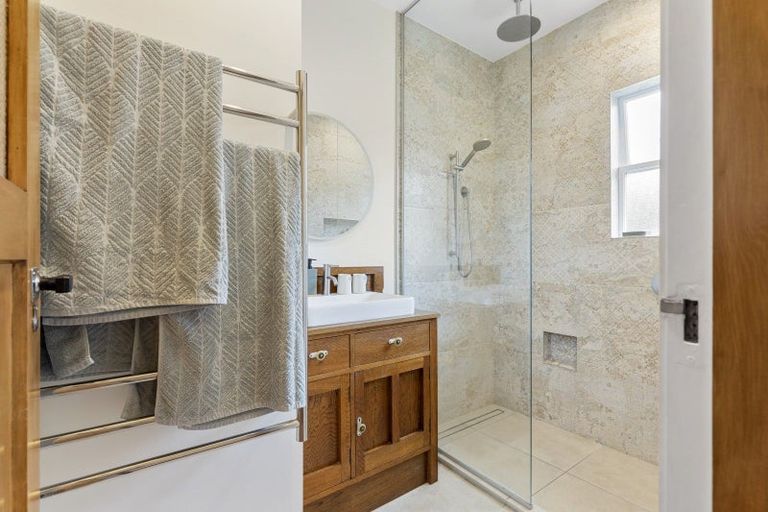 Photo of property in 85 Savage Crescent, West End, Palmerston North, 4412