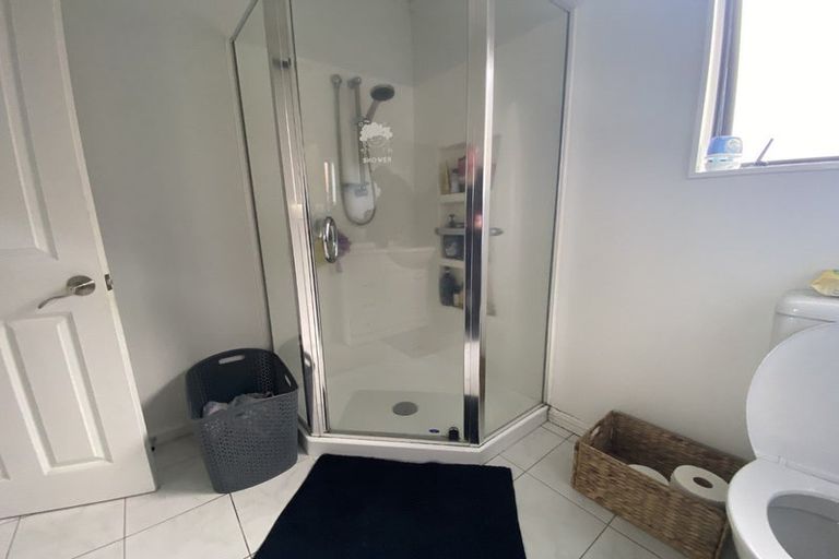 Photo of property in 6b Claverton Grove, Churton Park, Wellington, 6037