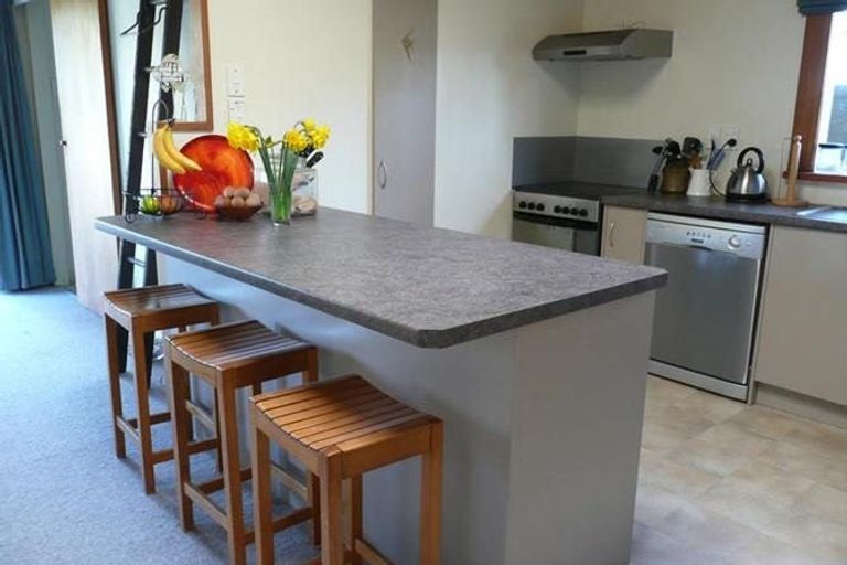 Photo of property in 374 College Street, Hokowhitu, Palmerston North, 4410