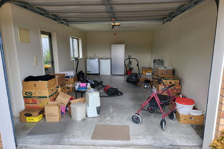 Photo of property in 19 Ballymore Drive, Pinehill, Auckland, 0632