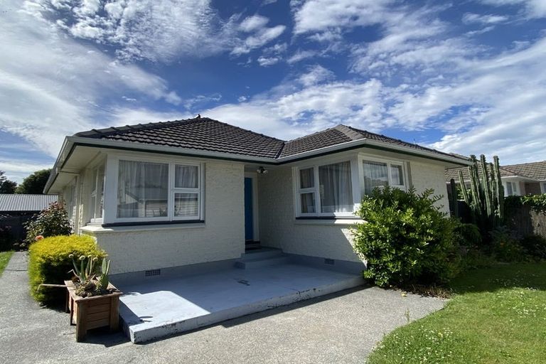 Photo of property in 1/6 Oakhurst Place, Russley, Christchurch, 8042