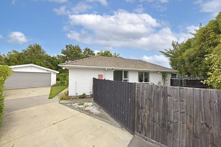 Photo of property in 34 Orrick Crescent, Avondale, Christchurch, 8061