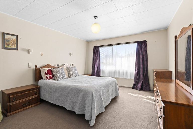 Photo of property in 2/400 Ikanui Road, Frimley, Hastings, 4120