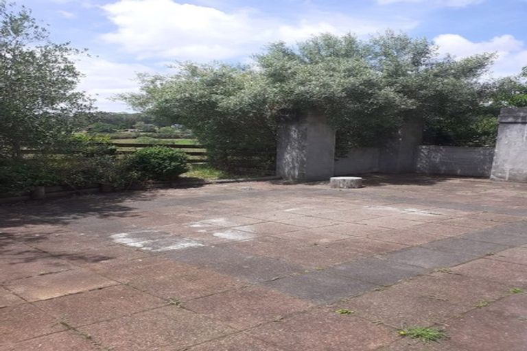 Photo of property in 87 Tawa Road, Kumeu, 0891