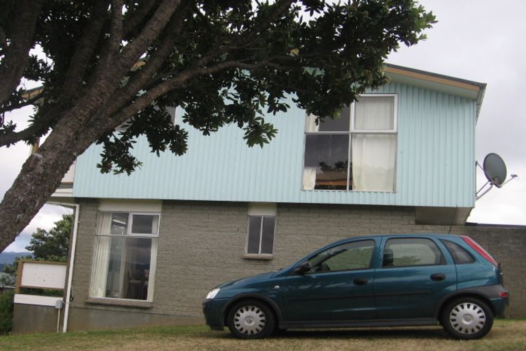 Photo of property in 7 Rangitane Street, Maupuia, Wellington, 6022