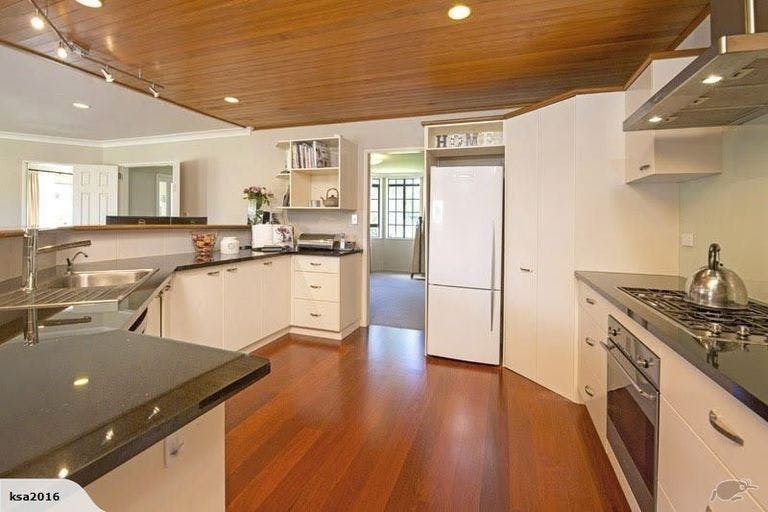 Photo of property in 13 Athenry Place, Dannemora, Auckland, 2016