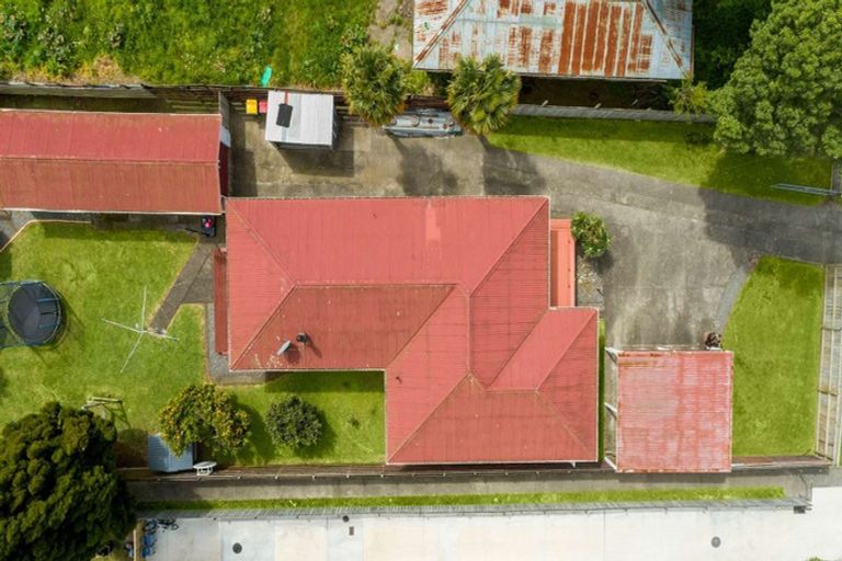 Photo of property in 27 Dunlop Road, Te Puke, 3119