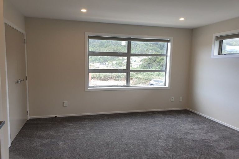Photo of property in 100 Meremere Street, Wainuiomata, Lower Hutt, 5014
