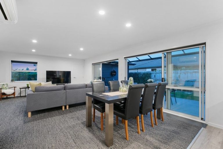 Photo of property in 69 Bathurst Crescent, Pyes Pa, Tauranga, 3112