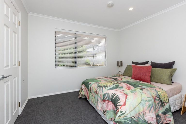 Photo of property in 22 Arataki Road, Havelock North, 4130