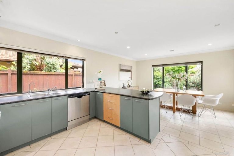 Photo of property in 52 Matarangi Road, East Tamaki, Auckland, 2013