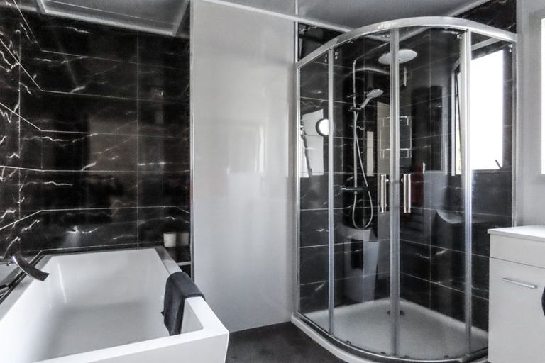 Photo of property in 11 Homer Street, Te Anau, 9600