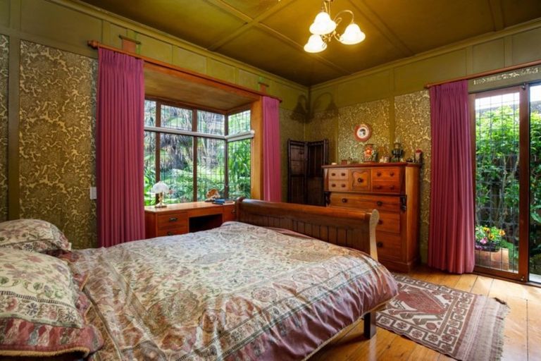 Photo of property in 33 Fitzroy Road, Fitzroy, New Plymouth, 4312