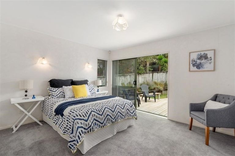 Photo of property in 41 Westpark Drive, West Harbour, Auckland, 0618