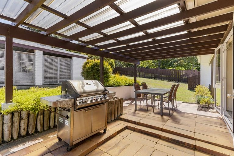 Photo of property in 30 Ganymede Place, Half Moon Bay, Auckland, 2012