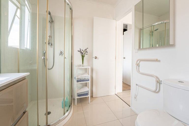 Photo of property in 47b Rawhiti Road, Manly, Whangaparaoa, 0930