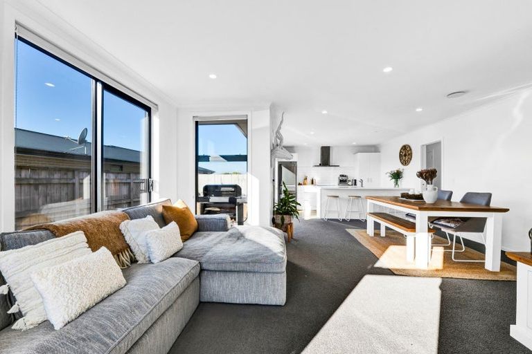 Photo of property in 17 Jersey Place, Bell Block, New Plymouth, 4312