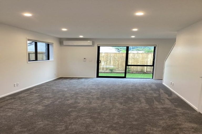 Photo of property in 6/7 Milne Crescent, Taita, Lower Hutt, 5011