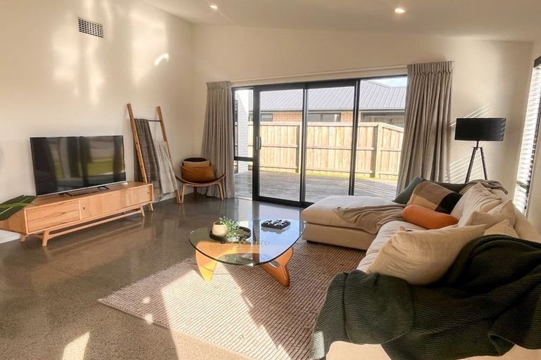 Photo of property in 6 Blue Jacket Drive, Halswell, Christchurch, 8025