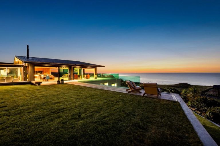 Photo of property in 24 Washer Road, Omata, New Plymouth, 4374