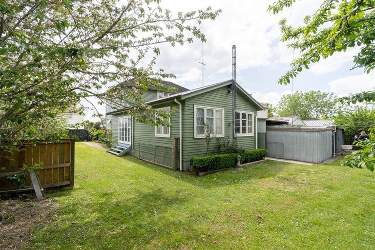 Photo of property in 46 Holland Road, Fairfield, Hamilton, 3214