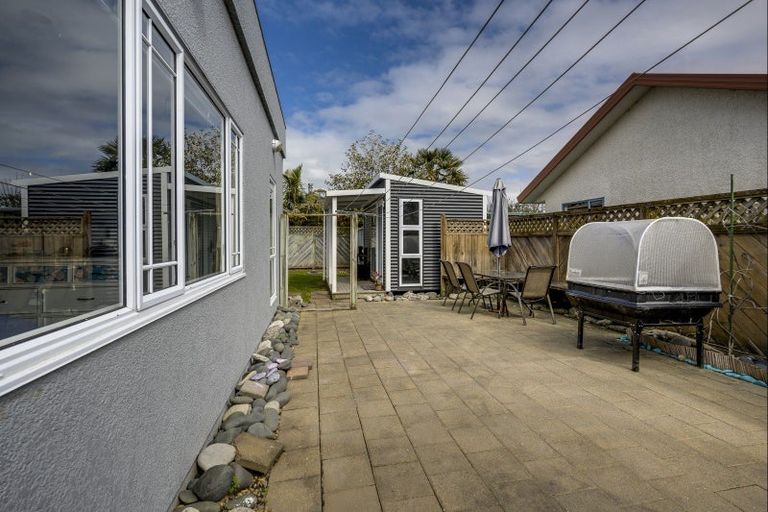 Photo of property in 525a Main North Road, Bay View, Napier, 4104