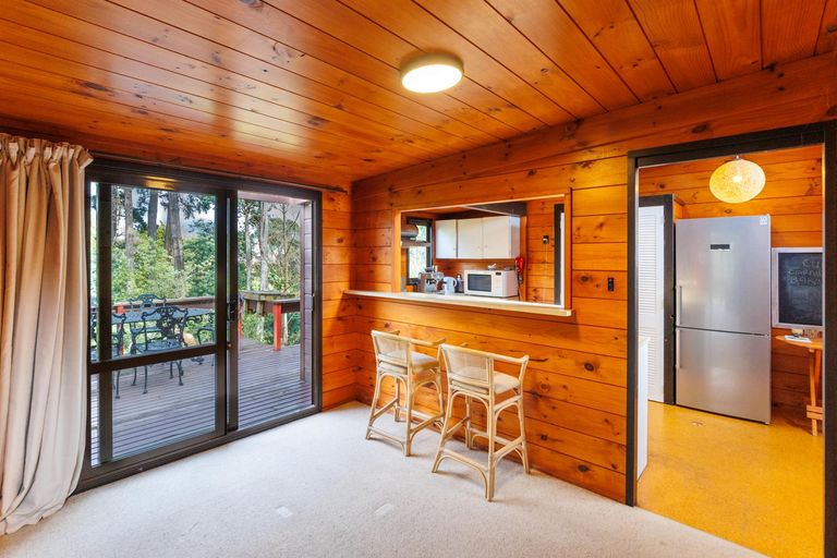 Photo of property in 5 Fernwood Place, Fitzherbert, Palmerston North, 4410