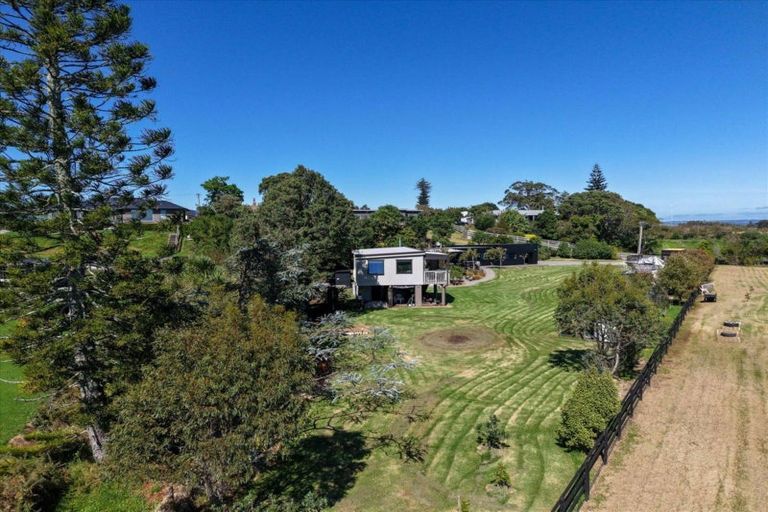 Photo of property in 28 Spencer Avenue, Maketu, Te Puke, 3189
