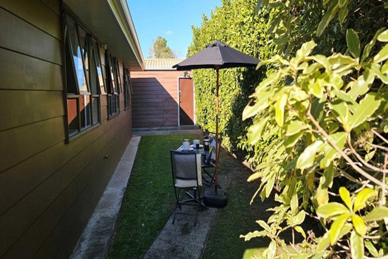 Photo of property in 50 Cascade Crescent, Westbrook, Palmerston North, 4412