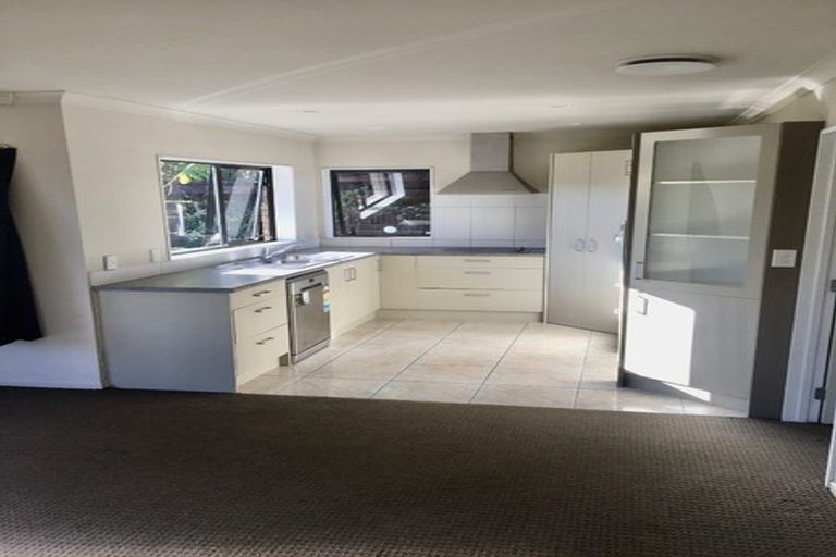 Photo of property in 102a Pah Road, Papatoetoe, Auckland, 2025