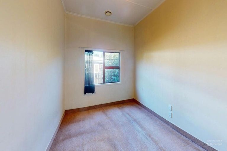 Photo of property in 5 Caversham Road, Westmere, Whanganui, 4501