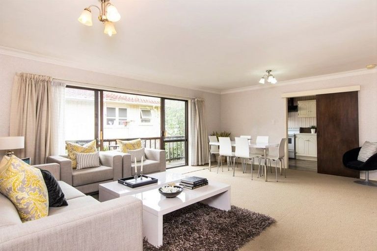 Photo of property in 2/27 The Parade, Saint Heliers, Auckland, 1071
