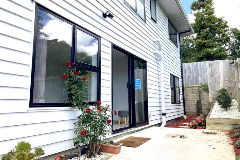 Photo of property in 206c Henderson Valley Road, Henderson, Auckland, 0612