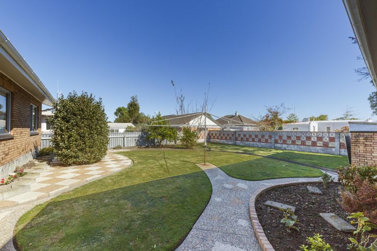 Photo of property in 15 Anglesey Place, Awapuni, Palmerston North, 4412