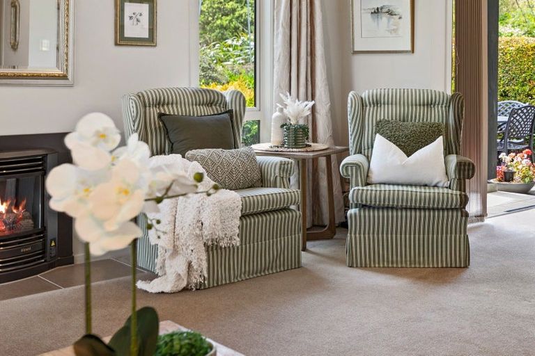 Photo of property in 33 Bridgewater Way, Pyes Pa, Tauranga, 3112